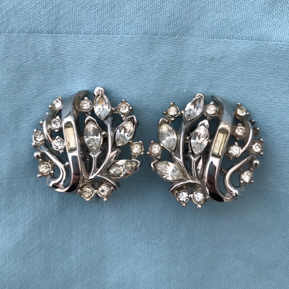 Original vintage TRIFARI earrings